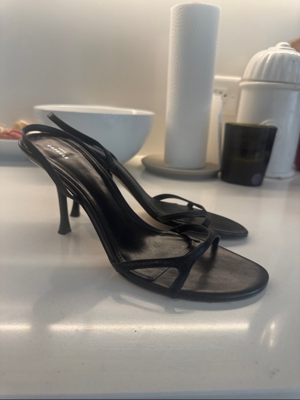 Mango Capsule Strappy 90s heel 39